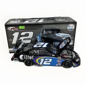 Ryan Newman #12 2007 Alltel My Circle Dodge Charger 1/24 Action Penske Racing